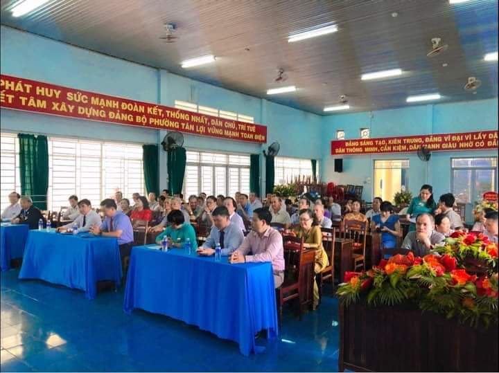 ĐẨY NHANH TIẾN ĐỘ THỰC HIỆN KÍCH HOẠT TÀI KHOẢN ĐỊNH DANH ĐIỆN TỬ TRÊN ĐỊA BÀN PHƯỜNG TÂN LỢI